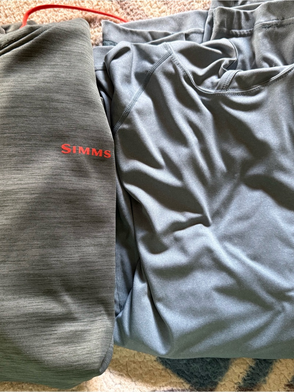 Lot of two men's size Large Simms hoodies